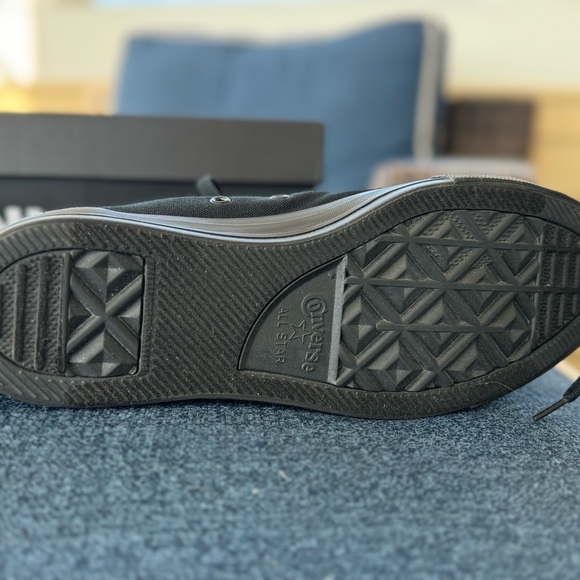 Converse Black Sneakers - New - Picture 9 of 12